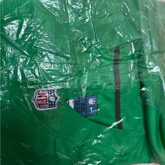 Saquan Barkley Kelly Green On Field Alternate Stitched Jersey New with tags. - Picture 3 of 15